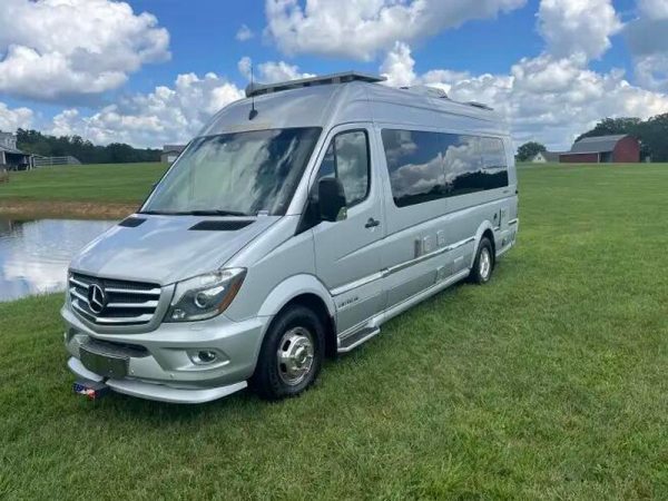 2017 Airstream Interstate Grand Tour Ext 3500