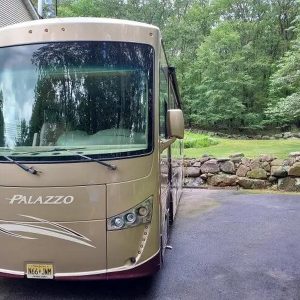 2017 Thor Motor Coach PALAZZO 33 3