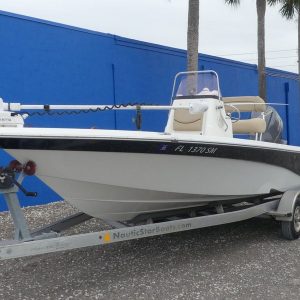 2019 Nautic Star 215 XTS