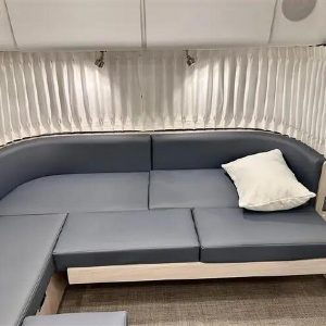 2022 Airstream Globetrotter 30RB TWIN