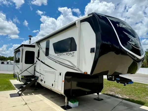 2025 Jayco NORTH POINT 390CKDS