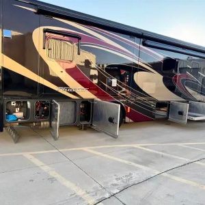 2015 Tiffin Motorhomes PHAETON 36 GH