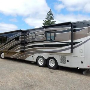 2013 Holiday Rambler Endeavor 43PDQ