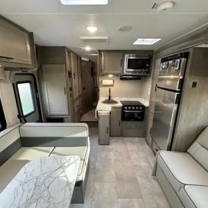 2022 Coachmen FREELANDER 26DS – FORD 450