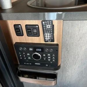 2018 Winnebago VIA 25P