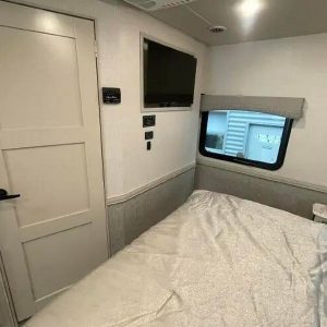 2024 Fleetwood FLAIR 28A