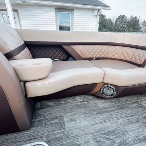 2025 Godfrey AquaPatio 25′ Flip Lounge Tritoon – 255 SFL