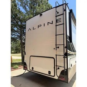 2024 Keystone ALPINE 3700FL