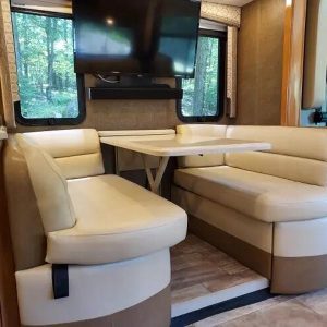 2017 Thor Motor Coach PALAZZO 33 3