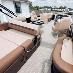 2025 Godfrey Sweetwater 22′ Flip Lounge Tritoon – 2286 SFLC