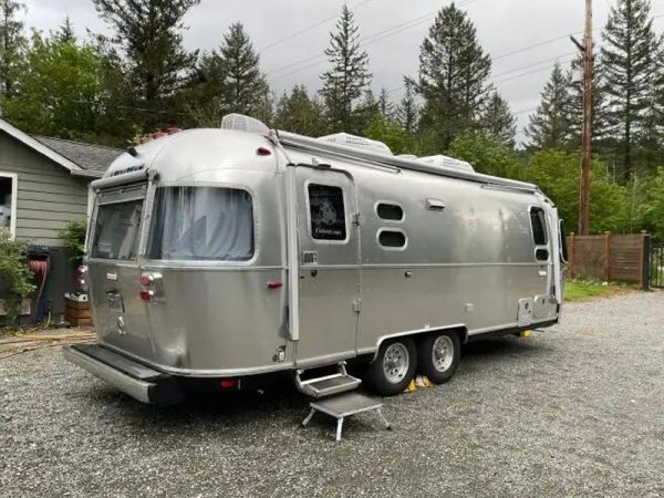2021 Airstream International