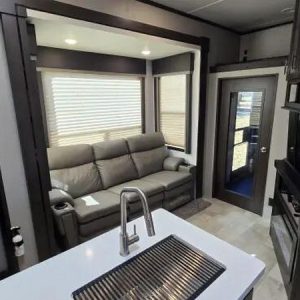 2021 Grand Design MOMENTUM G-CLASS 320G