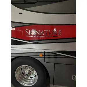 2018 Monaco SIGNATURE 44M