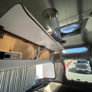 2024 Airstream GLOBETROTTER 27FB TWIN