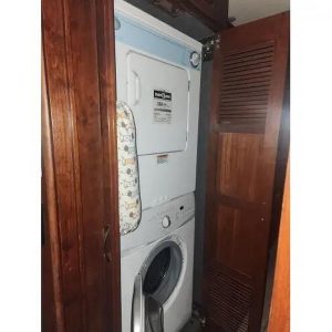 2017 Fleetwood Discovery Lxe 40E