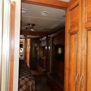 2013 Holiday Rambler Endeavor 43PDQ