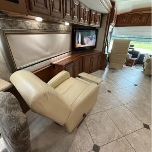 2011 Winnebago ELLIPSE 42QD
