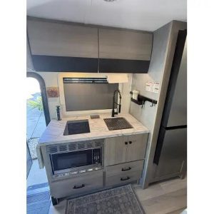 2025 Forest River SUNSEEKER 2400T