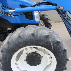 2005 NEW HOLLAND TN70SA