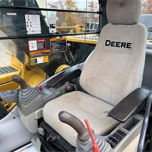 2013 DEERE 250G LC Excavators