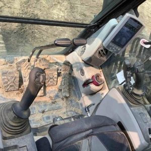 2018 CATERPILLAR Excavators 330FL