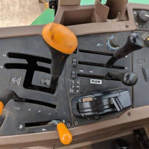 2000 JOHN DEERE 7410