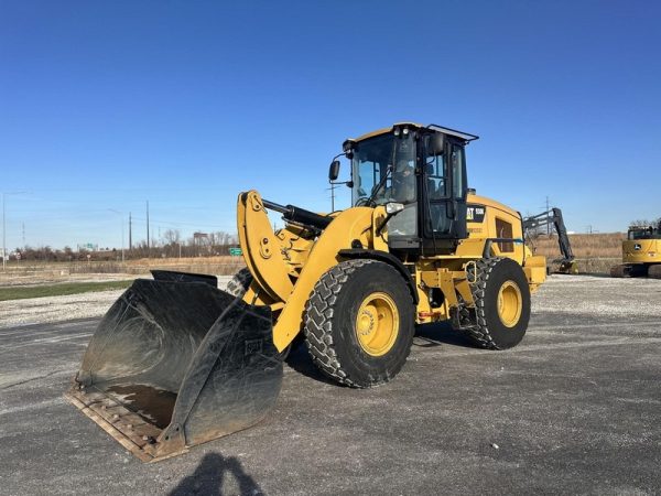 2014 CATERPILLAR Loaders 930K