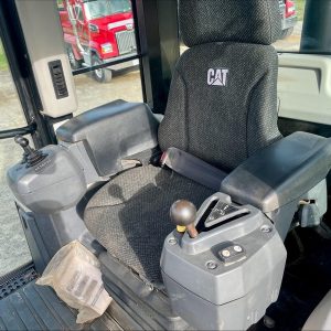 2018 CATERPILLAR Loaders 953K