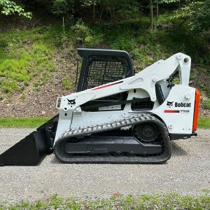 2019 BOBCAT Skid Steers T740