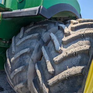 2015 JOHN DEERE Tractors 9420R